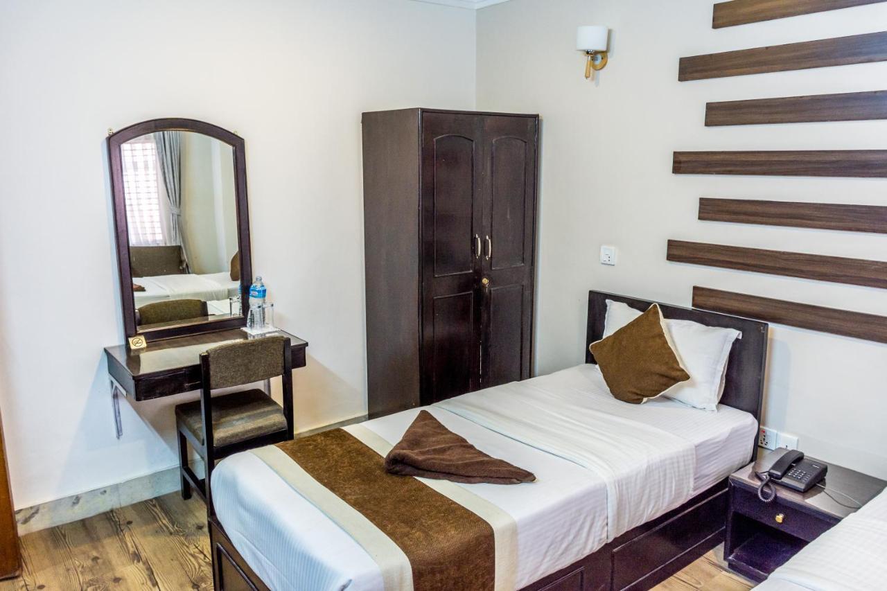 Ausfinn Hotel Metro Inn Kathmandu Exterior foto