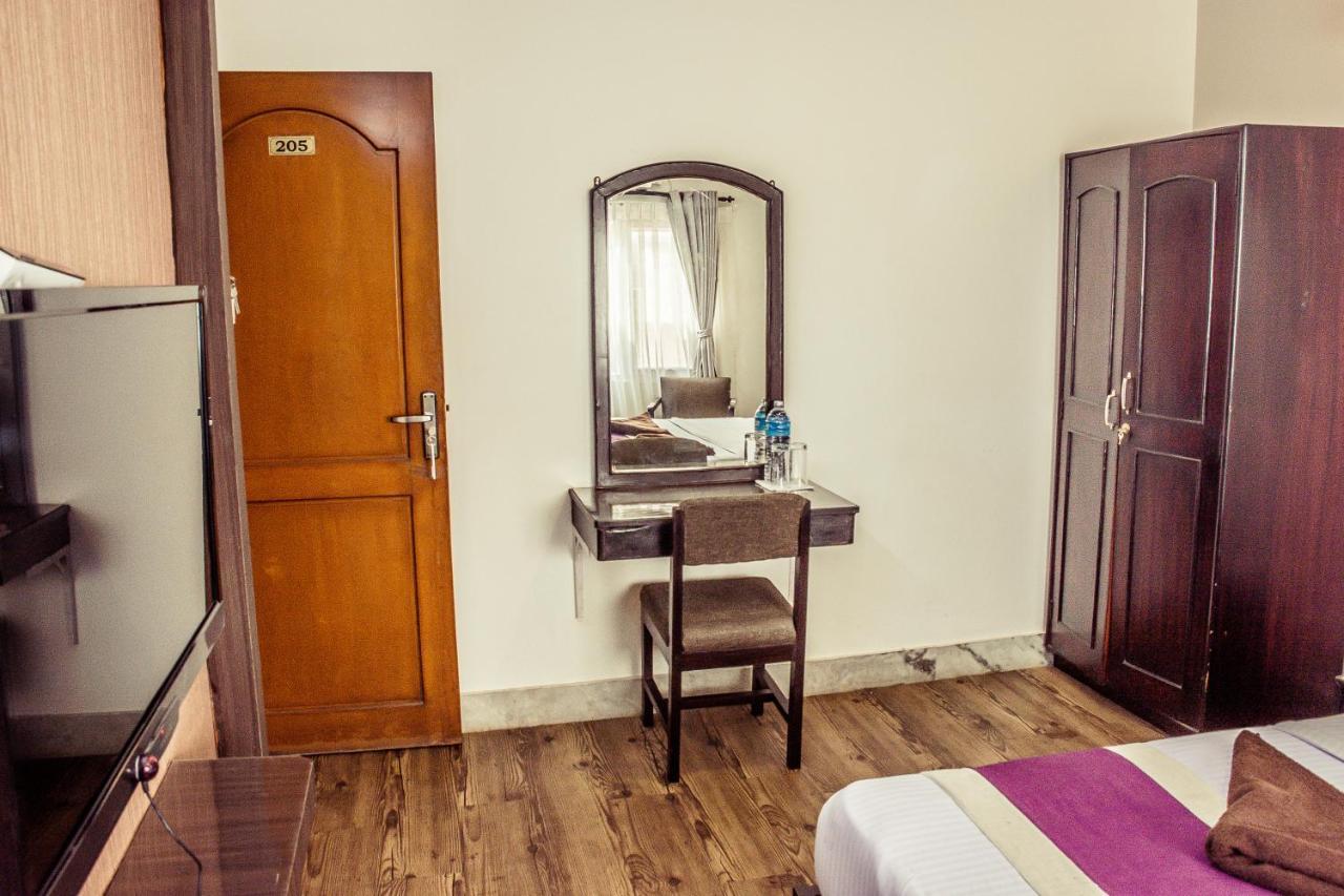 Ausfinn Hotel Metro Inn Kathmandu Exterior foto