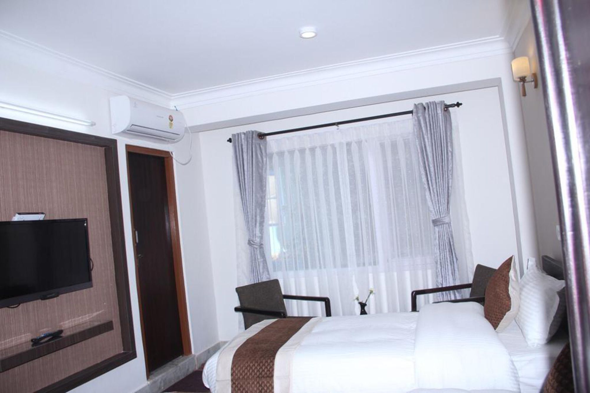 Ausfinn Hotel Metro Inn Kathmandu Exterior foto
