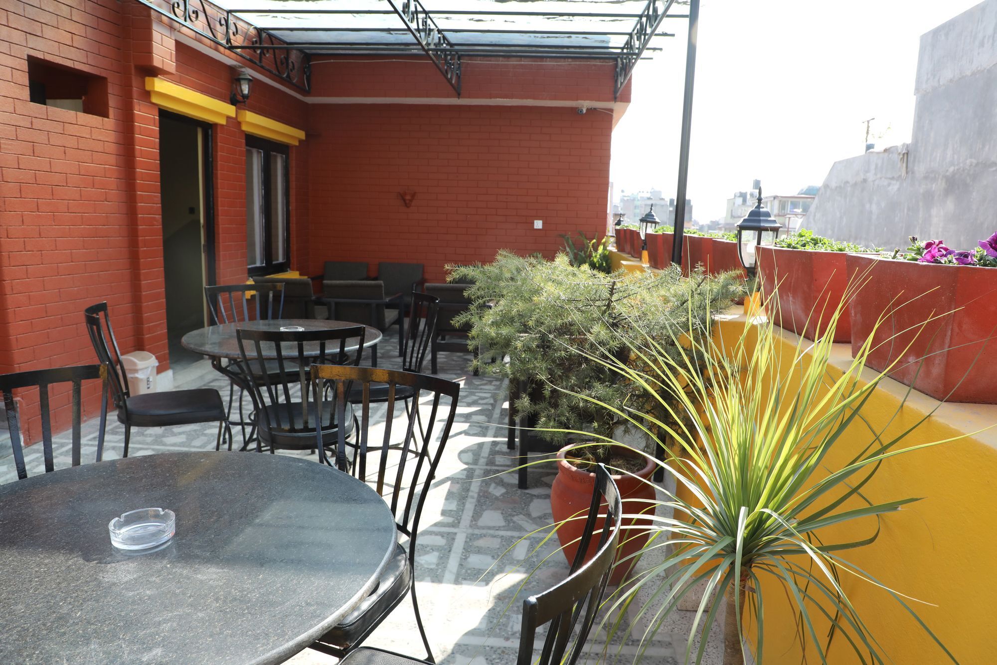 Ausfinn Hotel Metro Inn Kathmandu Exterior foto